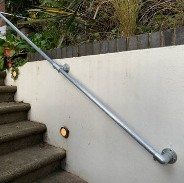 VARKLA Wall Mounted Industrial Pipe Handrail - Galvanized