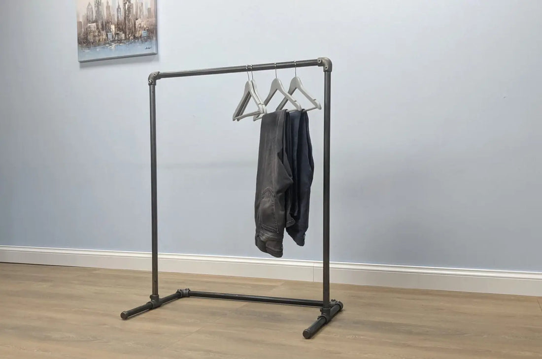 JENRA Children's Clothing Rack - Rack n Rail