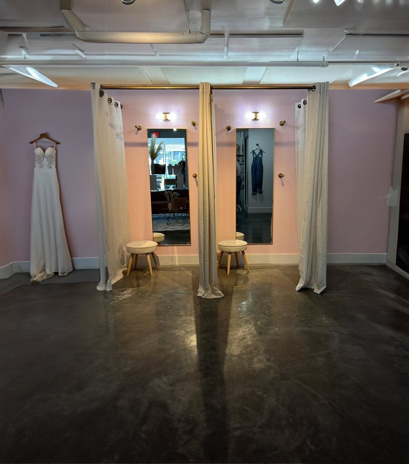 KLUVRA Double Changing Room Curtain Rail - Rack n Rail
