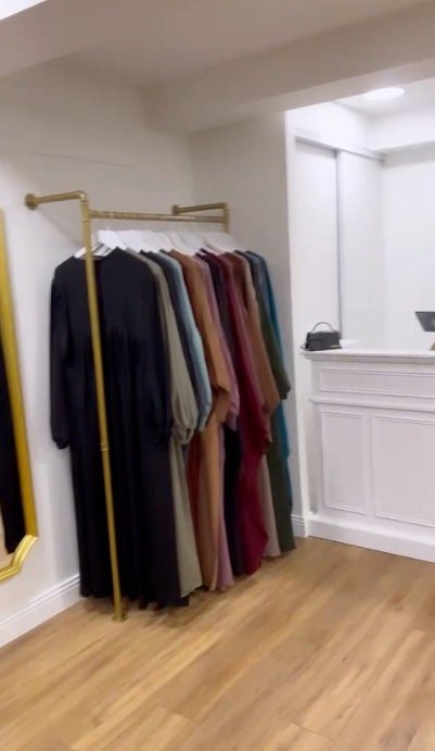 LORMA Gold Wall mounted clothing rack - Rack n Rail
