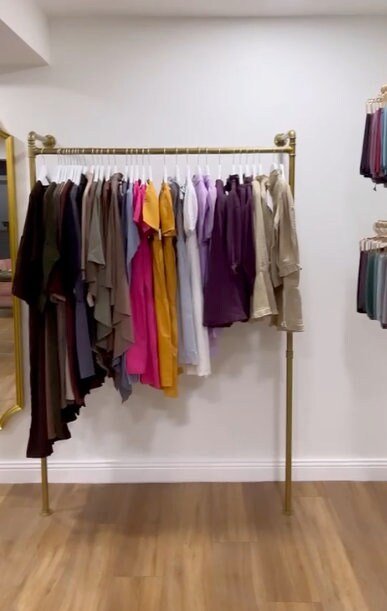 LORMA Gold Wall mounted clothing rack - Rack n Rail