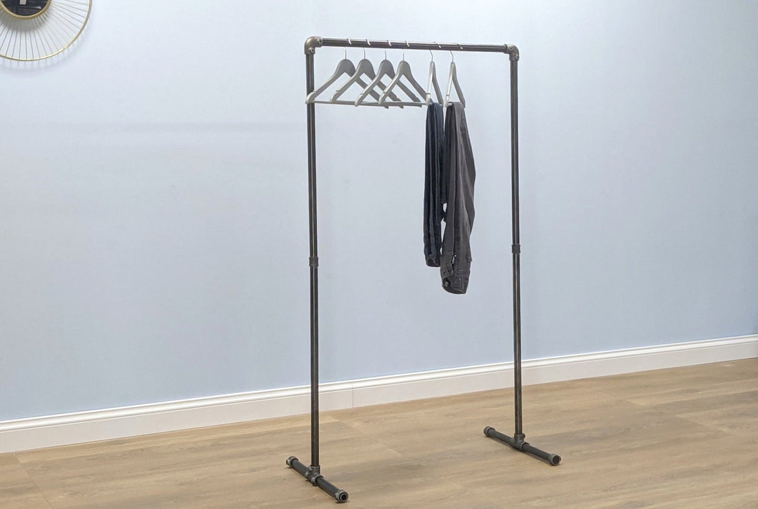 SARNI Industrial Pipe Clothing Rack - Rack n Rail