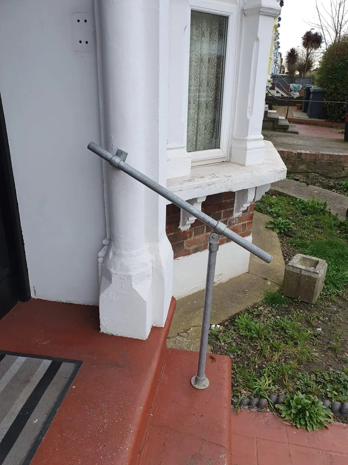 SYLKO Outdoor Stair Railing - Rack n Rail