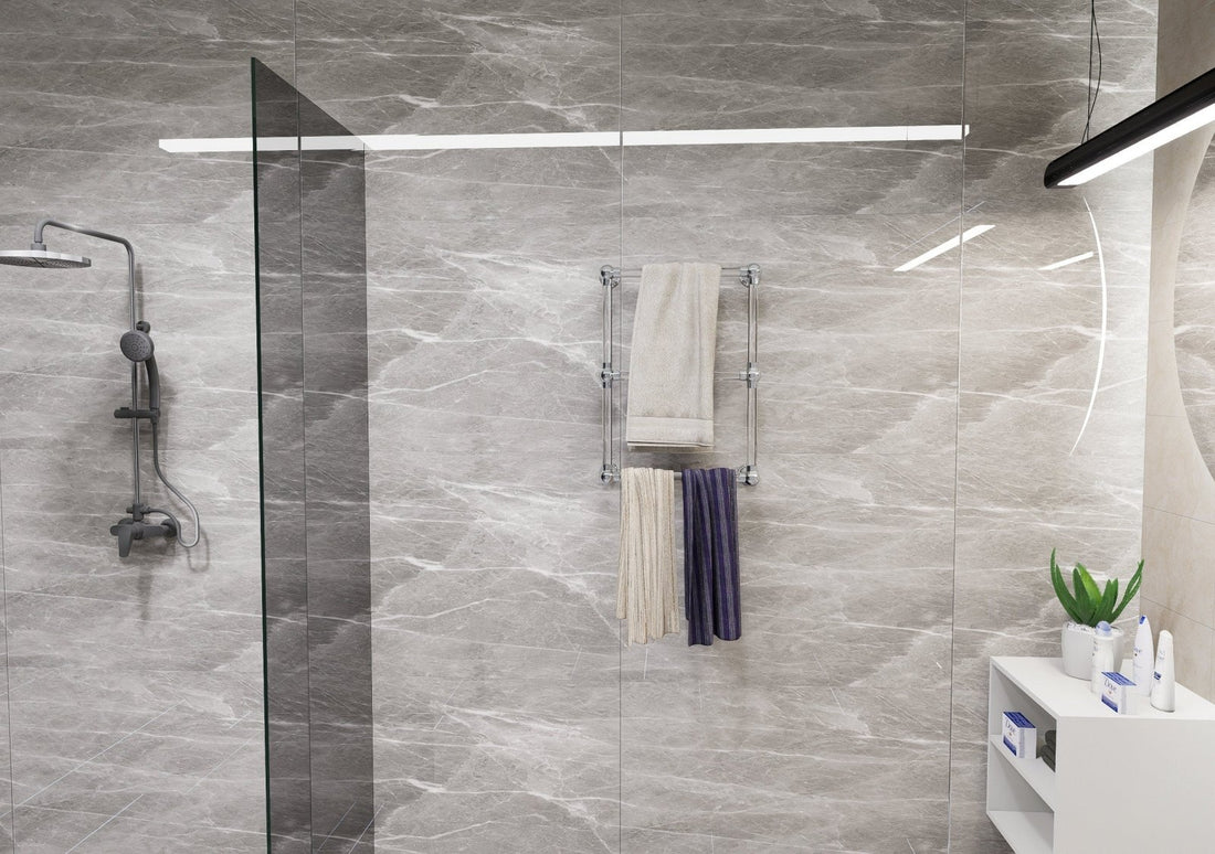 TAVRI Three Bars Towel Rack in Lucite - Rack n Rail
