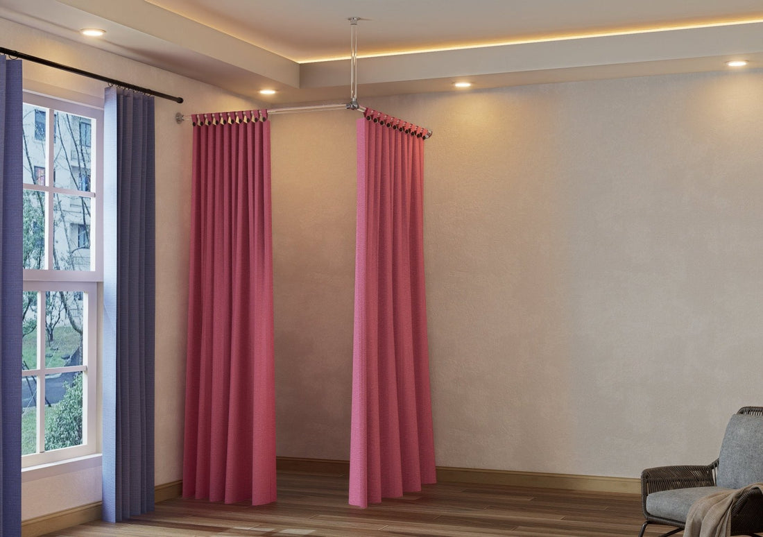 TORVA Lucite fittings room, Boutique changing room - Rack n Rail