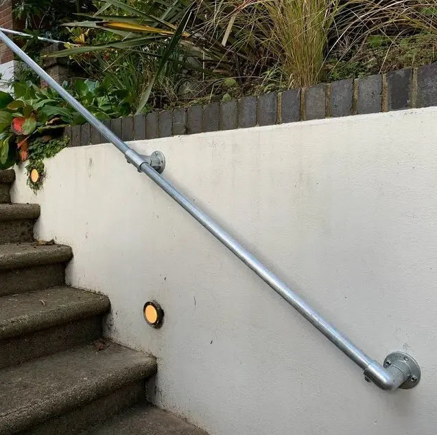 VARKLA Wall Mounted Industrial Pipe Handrail - Galvanized - Rack n Rail