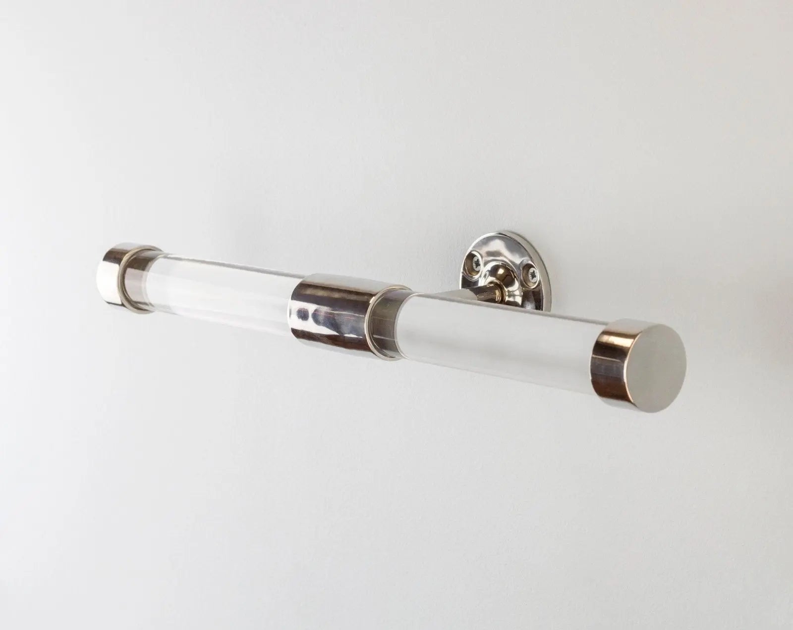 VELDO Acrylic Towel Bar in Lucite - Rack n Rail