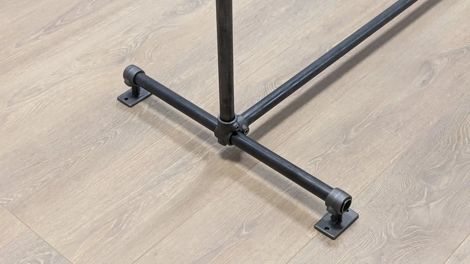 VORNA Industrial Rack - Rack n Rail