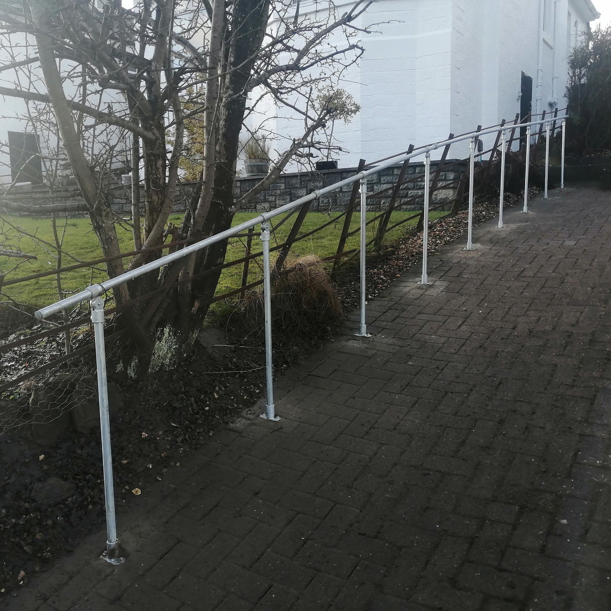 TRONDI Outdoor Industrial pipe hand rail