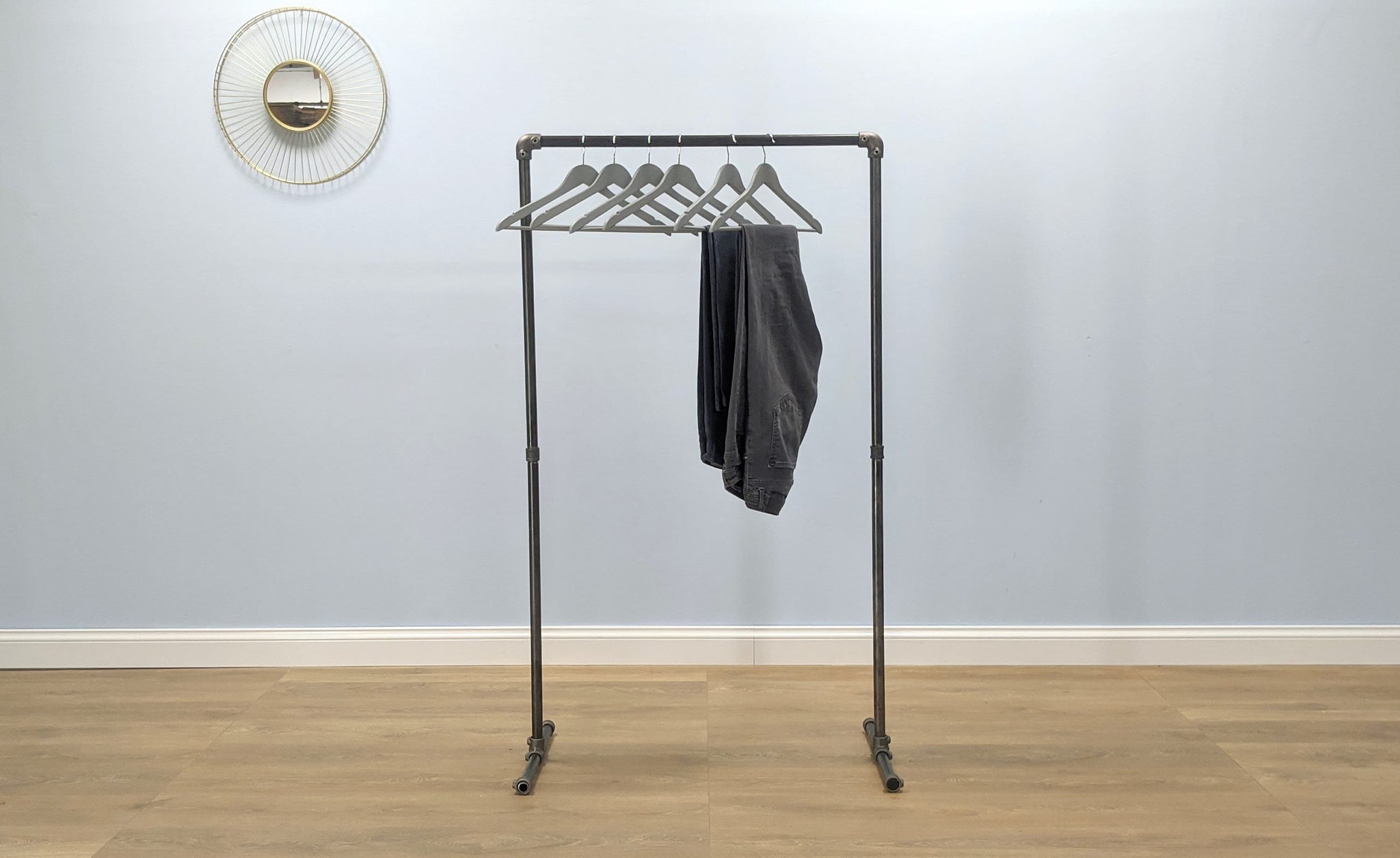 SARNI Industrial Pipe Clothing Rack
