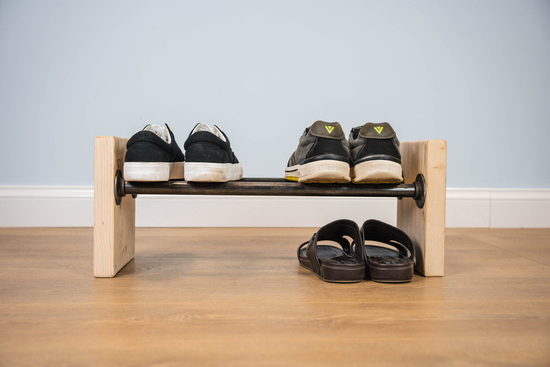 UROO Wood and Metal Pipe Shoe