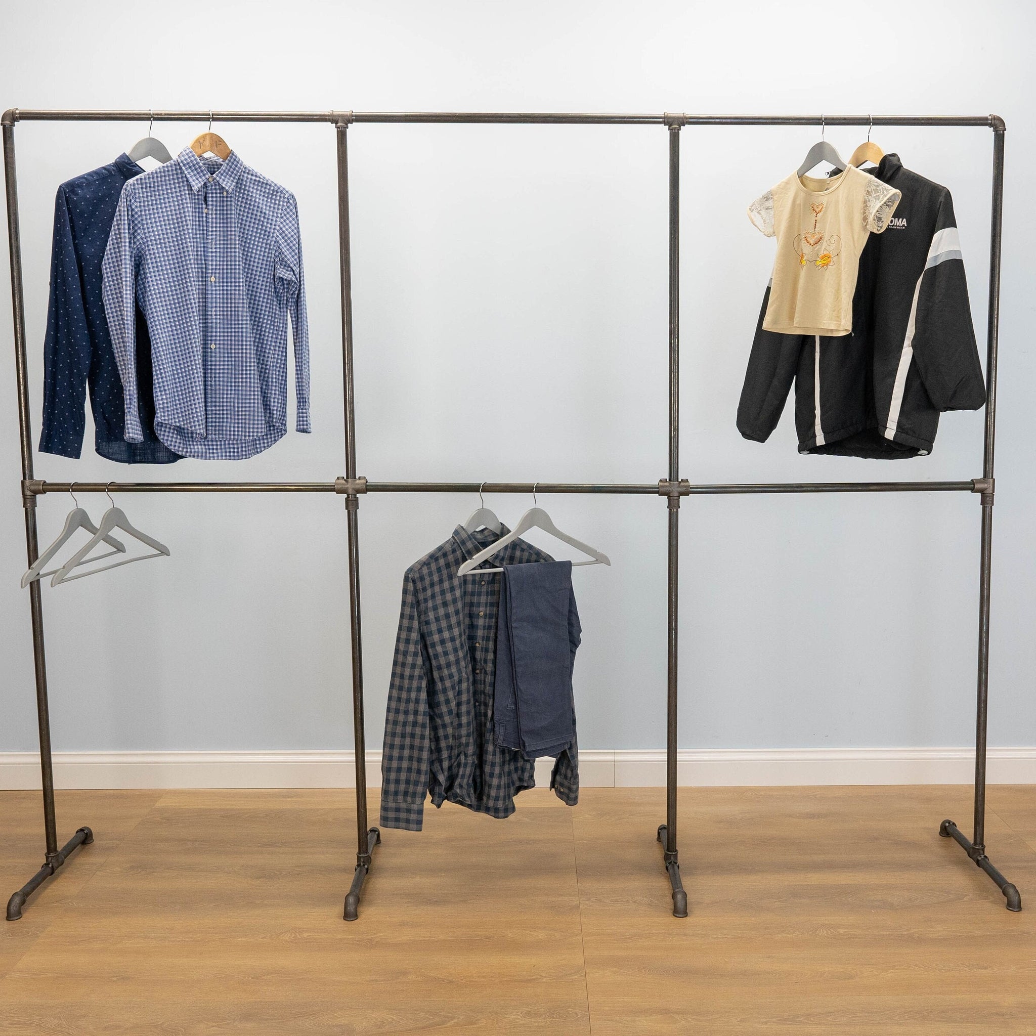VORLA Industrial Style Clothing Rack