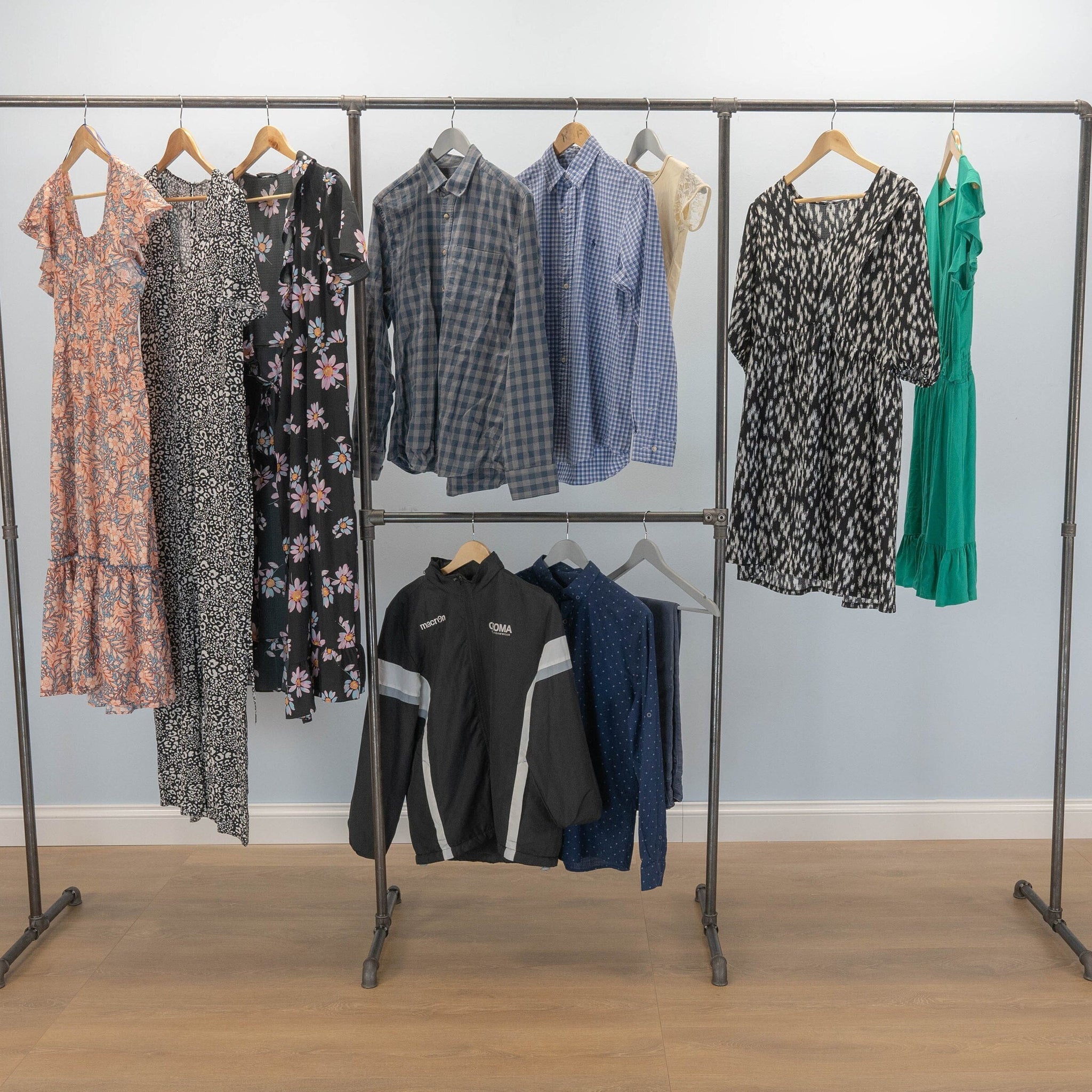XERVO Industrial Pipe Clothing Rack