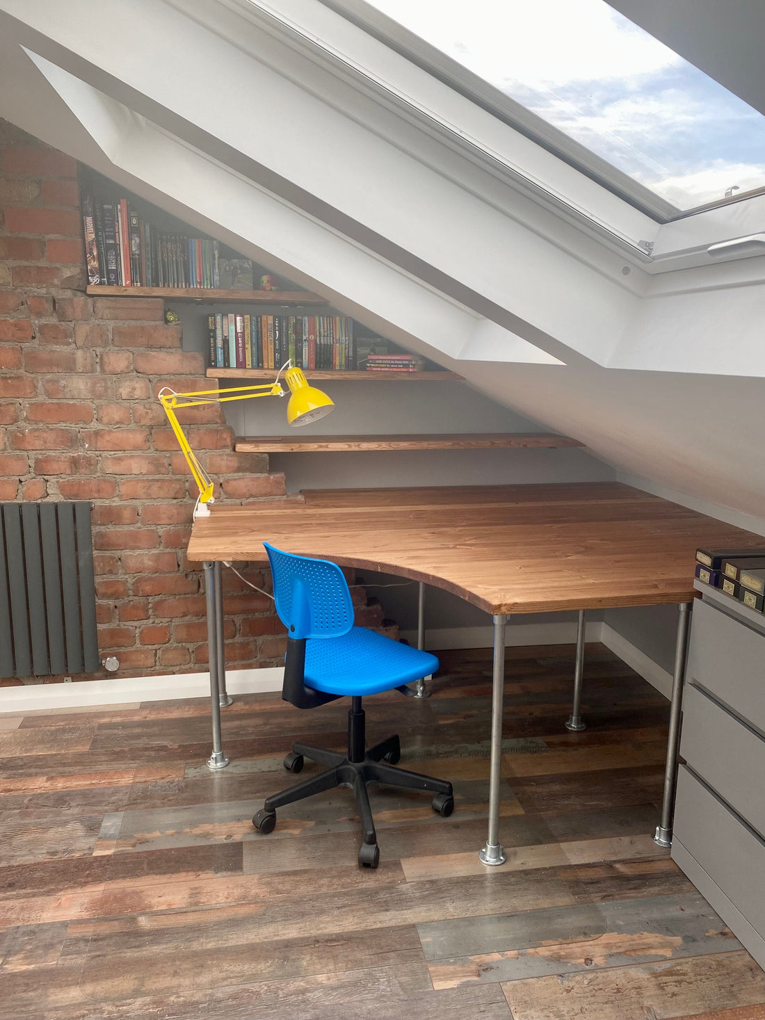 Single Table Leg