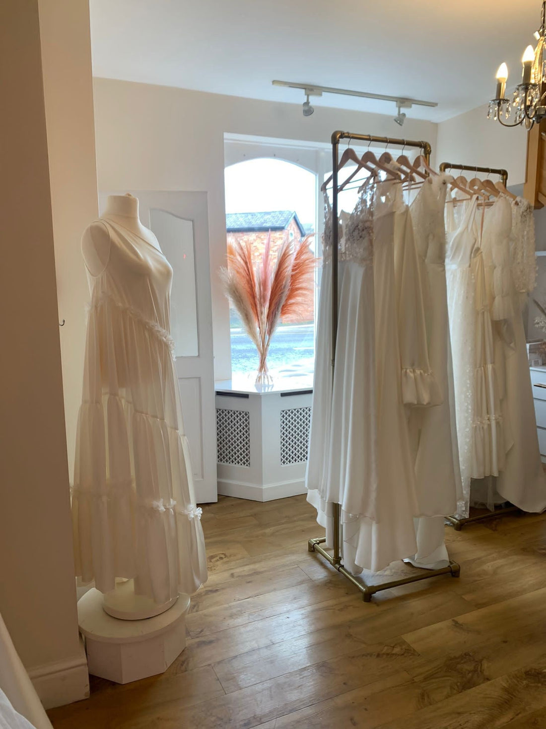 TILKA Boutique Store Gold Clothing Rack