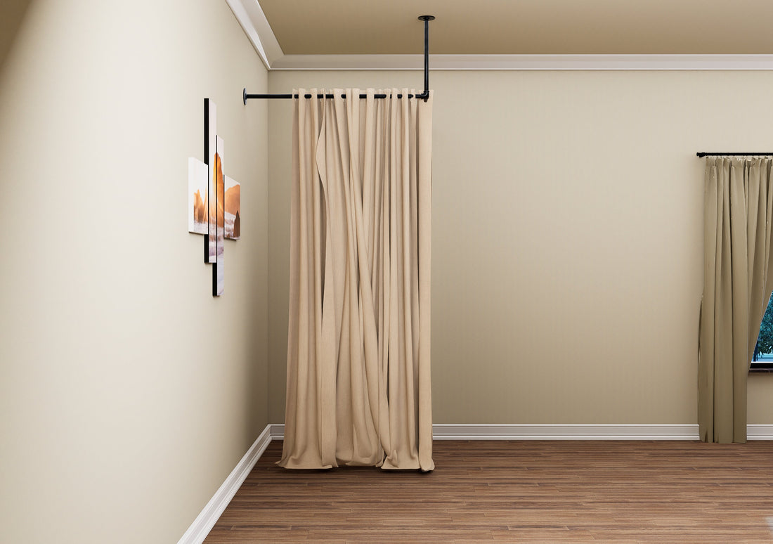 JELVOO Wall and Ceiling mounted changing room
