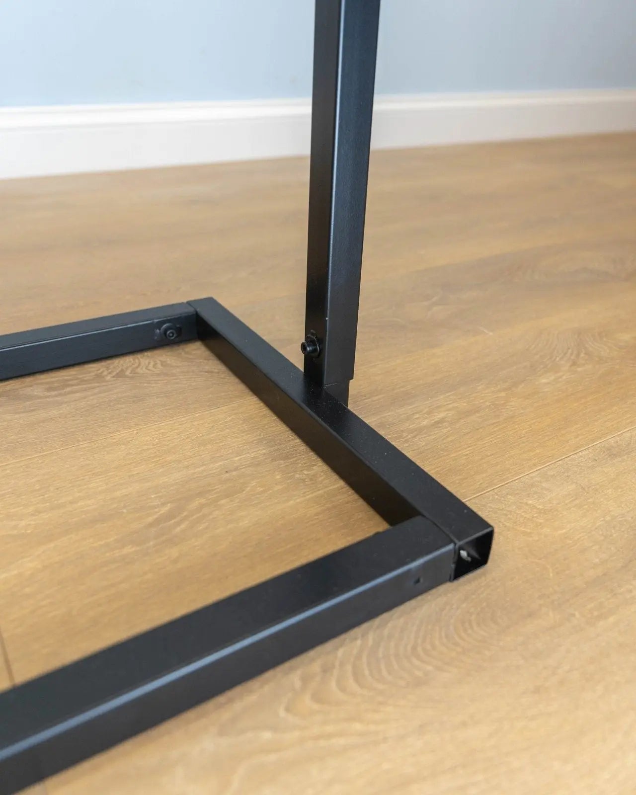 NELVO Metal Customizable Clothing Rack - Rack n Rail