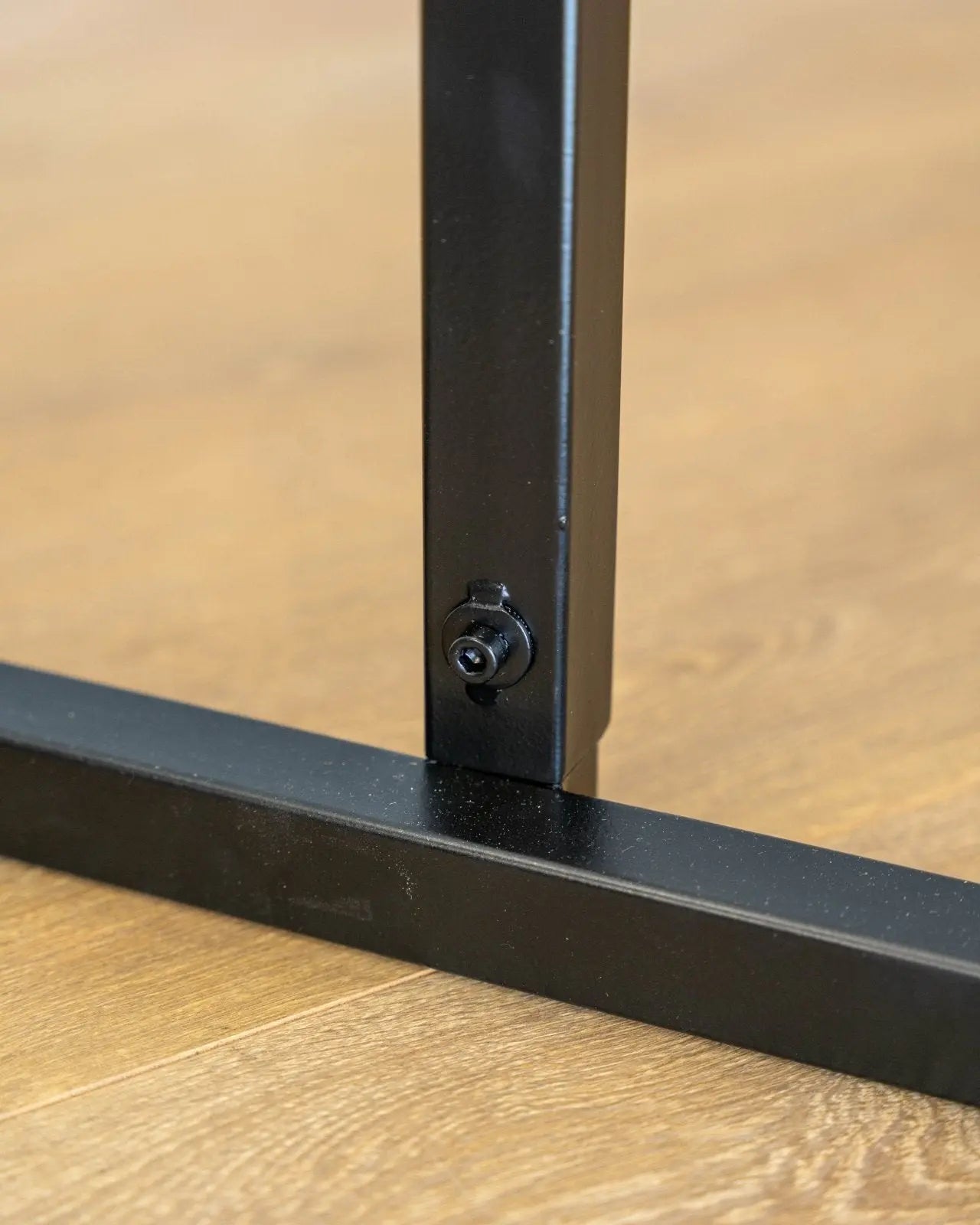 NELVO Metal Customizable Clothing Rack - Rack n Rail