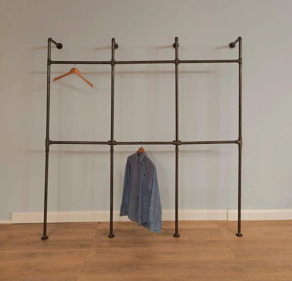 QUERKA Industrial Clothes Rack - Rack n Rail